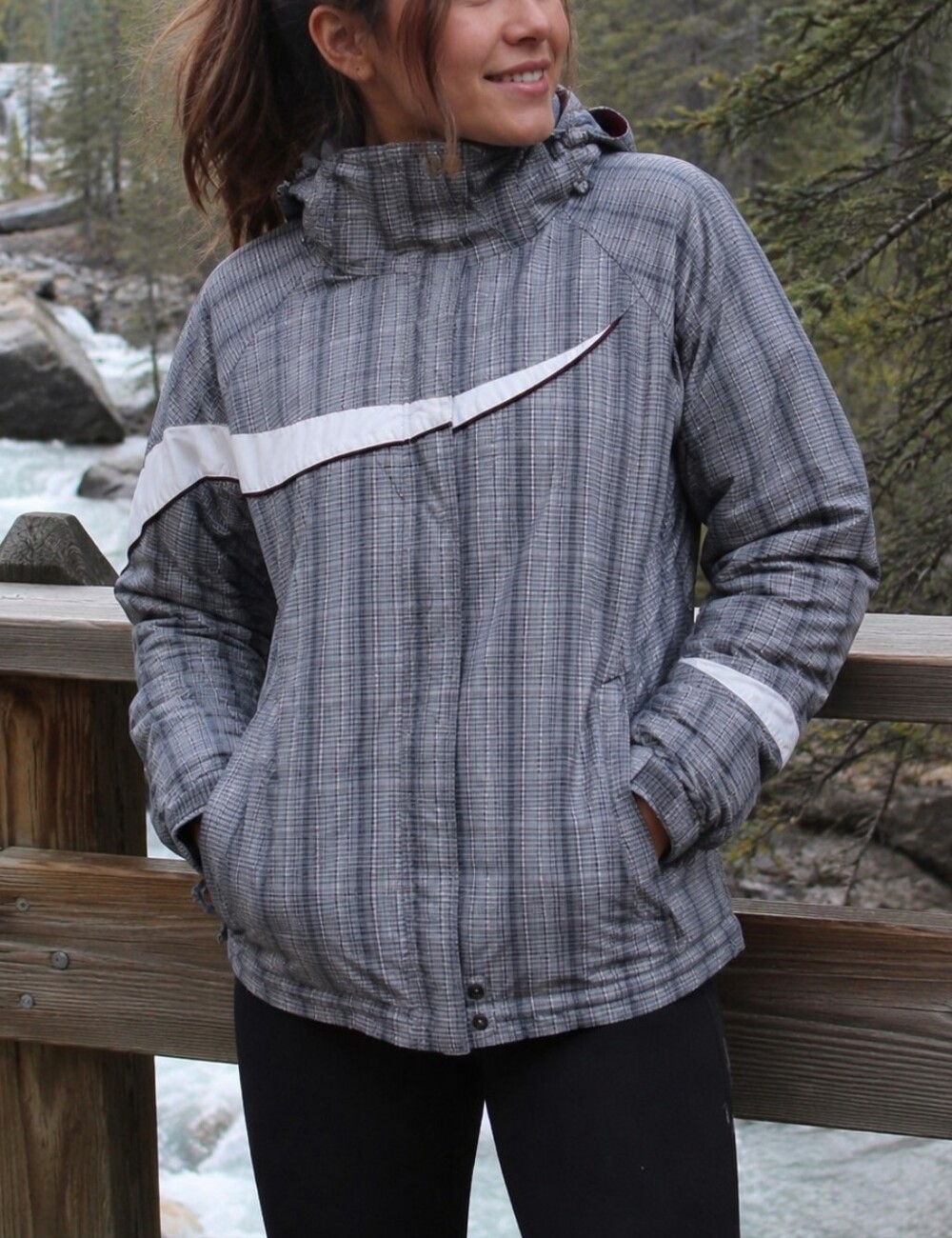 Columbia Women’s M Plaid Omni-Tech Waterproof Insulated Jacket